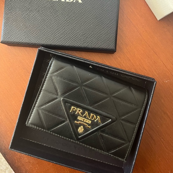 Prada Wallet - Picture 1 of 7